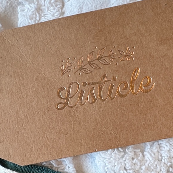 Listicle Women's Dark Green Crop Top - Picture 2 of 5